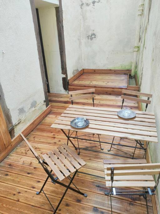 Patio Cosy Leilighet Thizy-les-Bourgs Eksteriør bilde